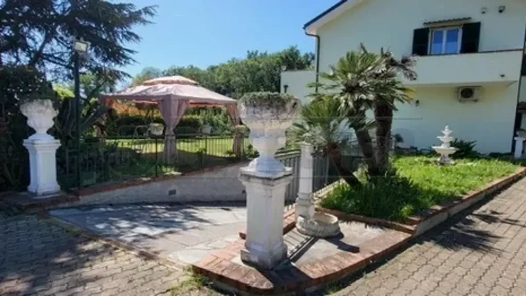 Extérieur - Villa with Sea View in Ceriale