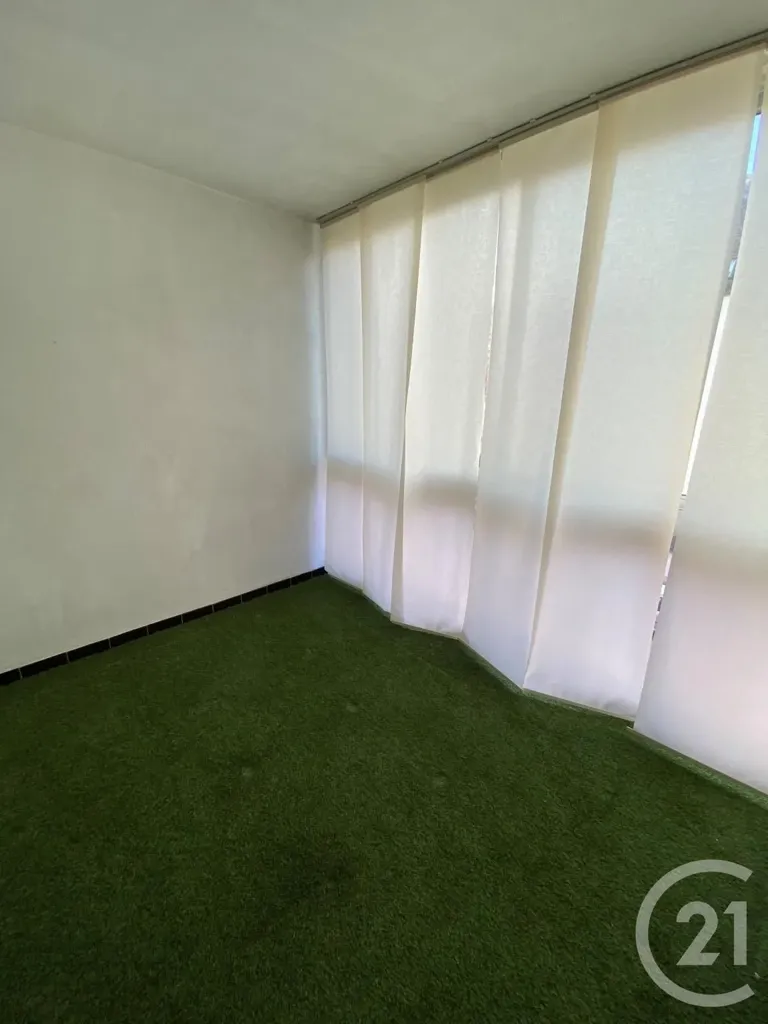 Pièces - Appartement F4 avec Balcon et Parking à Olivet