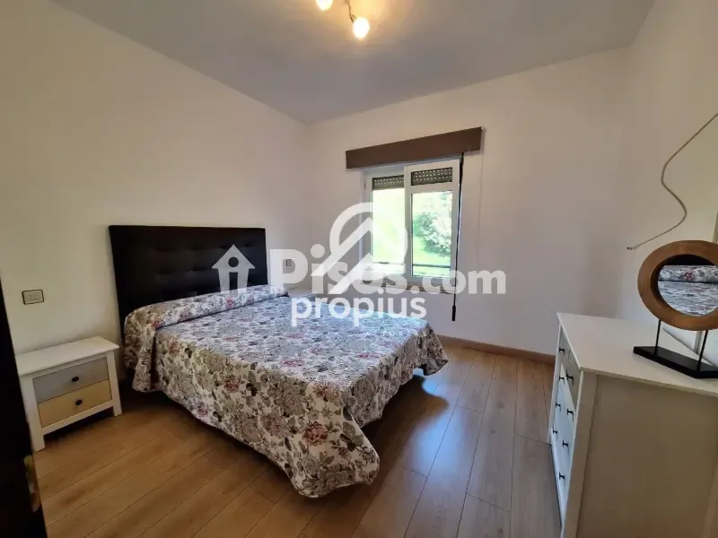 Chambres - Reformed 2-Bed Flat with Terrace in Cangas de Onís