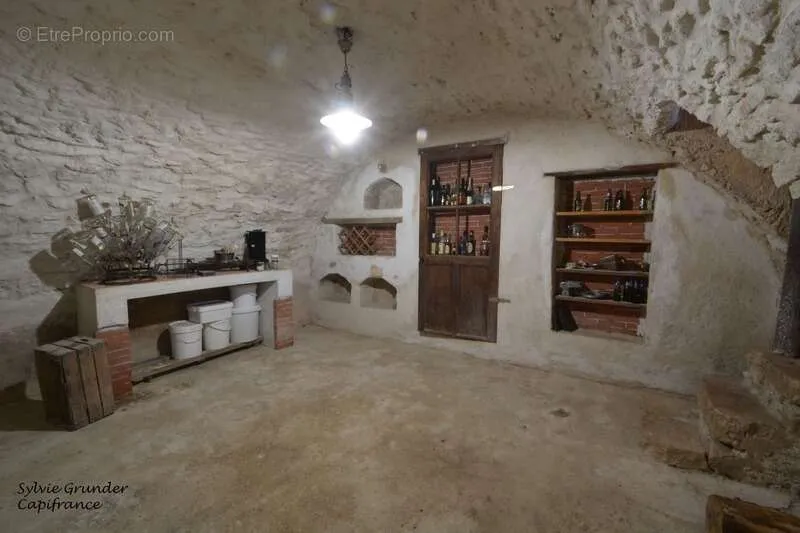 Toad - Authentic Bastide with Pool in Eguilles