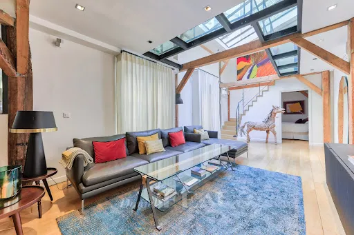 Appartement 8 pièces à Paris 8ème