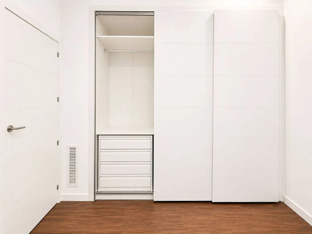 Pièces - 2-Bedroom Flat with A/C in Moratalaz, Madrid