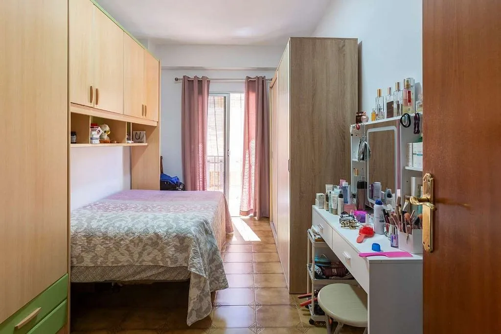 Magamistoad - 3-Bedroom Flat in Motril Village