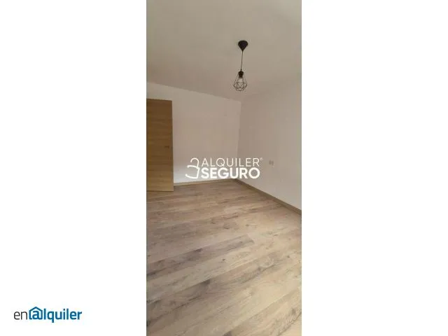 Twin-bedroom Flat in West District
