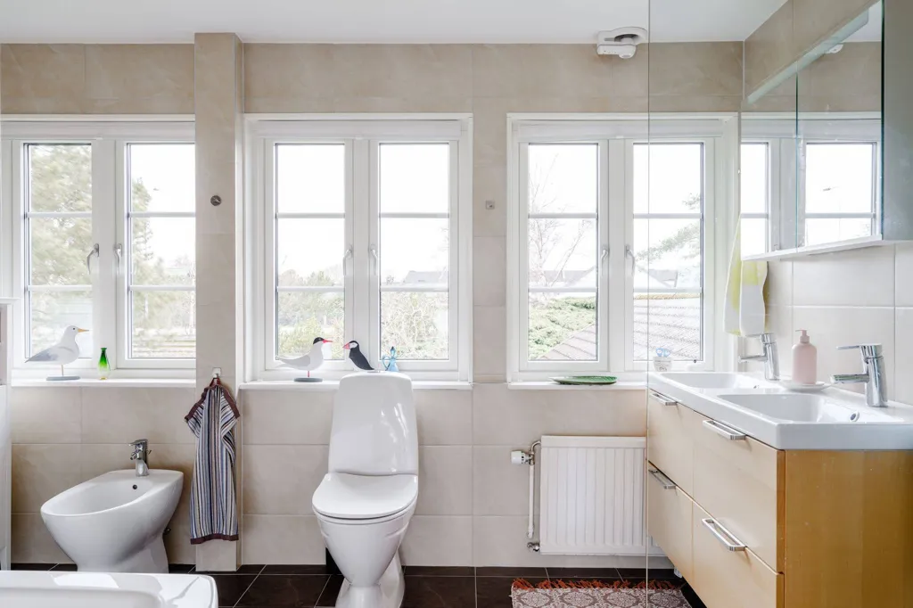 Bathrooms - Villa with Sea View in Trelleborg