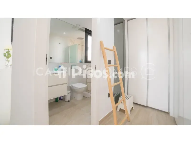 Bathrooms - 3-room house in ES