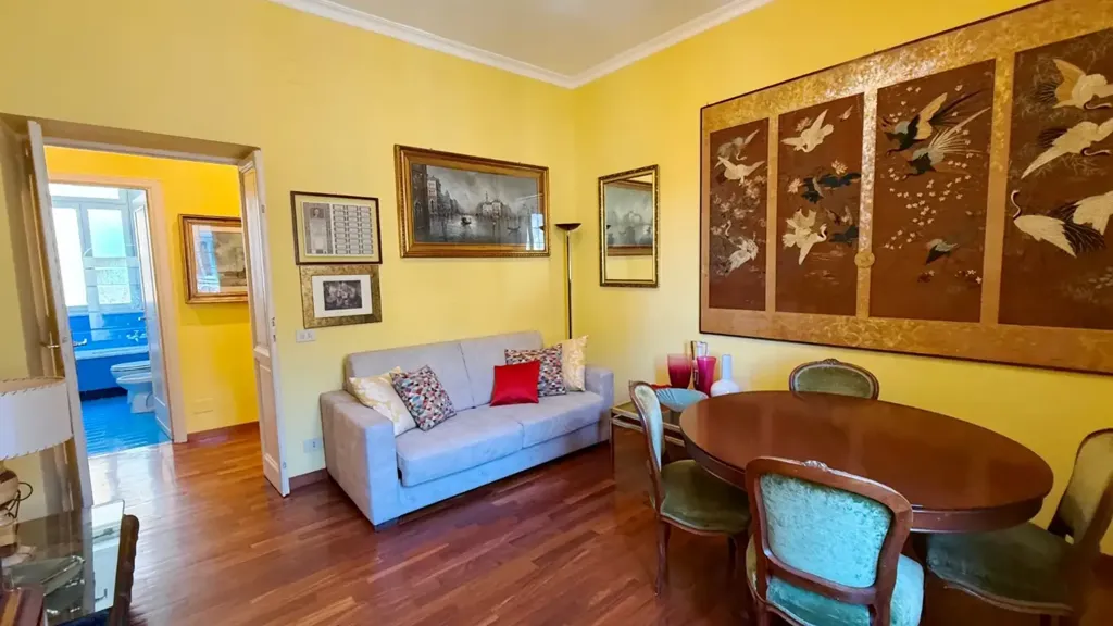 Söögituba - Charming Triplex with Balcony in Monteverde Vecchio
