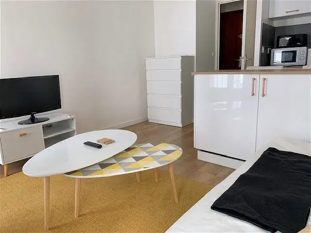 Elutuba - Meubled Studio in Nantes City Centre