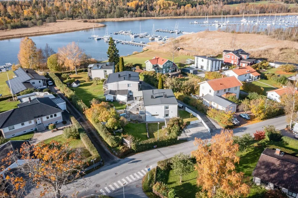 Õhuvaade - Villa with Sea View in Österskär