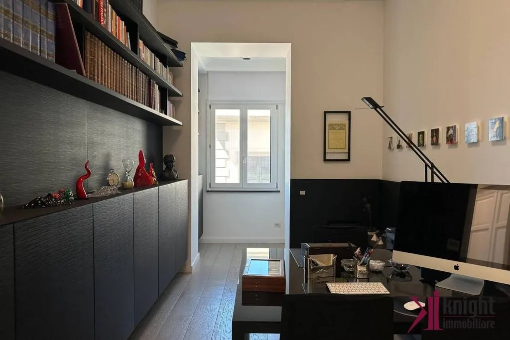 Bureau - Luxury Apartment with Panoramic View in Pozzuoli
