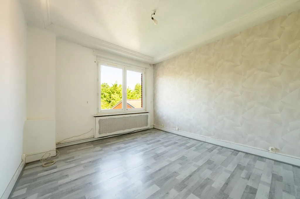 Pièces - Maison Familiale avec Terrasse à Roost-Warendin