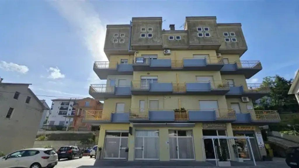 Extérieur - Spacious Apartment with Balcony in Atessa