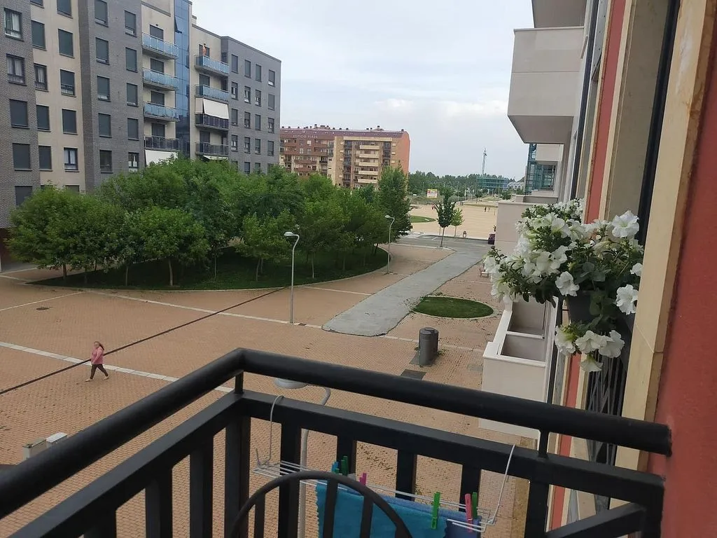 Balcone - Bright Apartment with Terrace in León