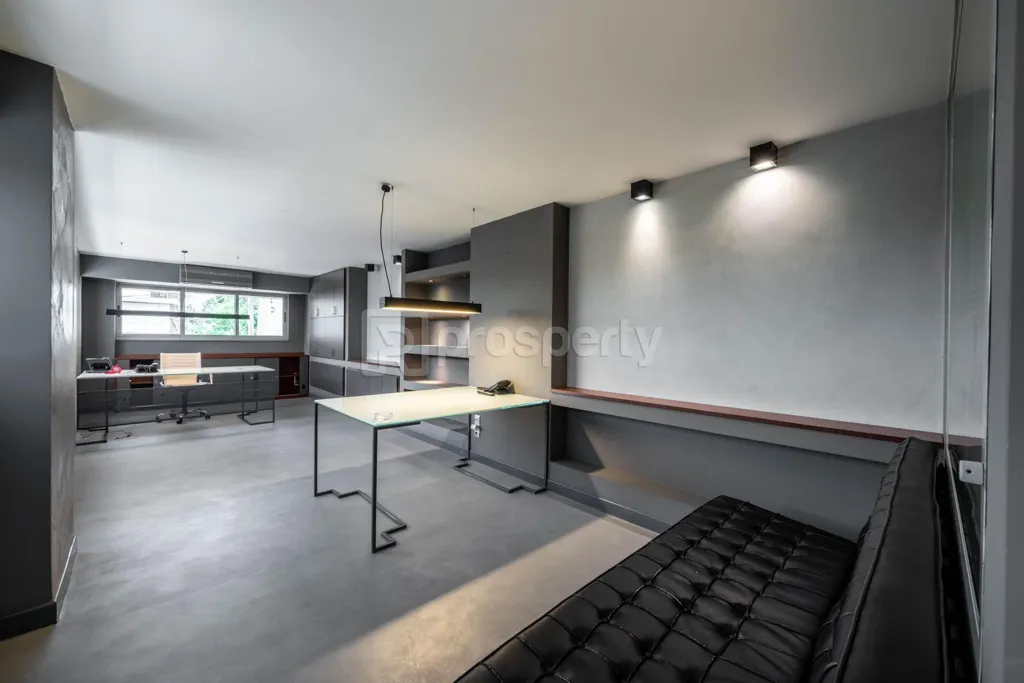 Bureau - Commercial Building with Parking in Chalandri