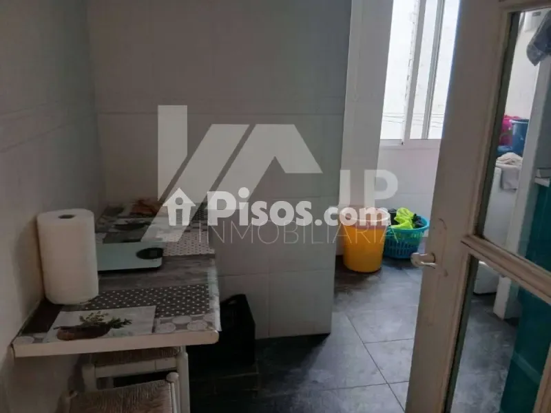 Köök - Student-Friendly Flat with Terrace in Arabial