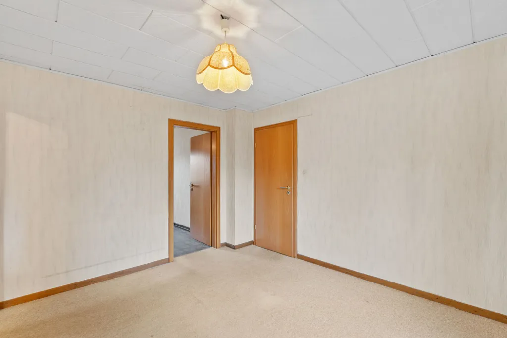 Rooms - Detached House with Garden in Strassen