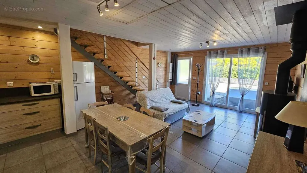 Sala da pranzo - Renovated Apartment Complex with 3 Units in Lau-Balagnas