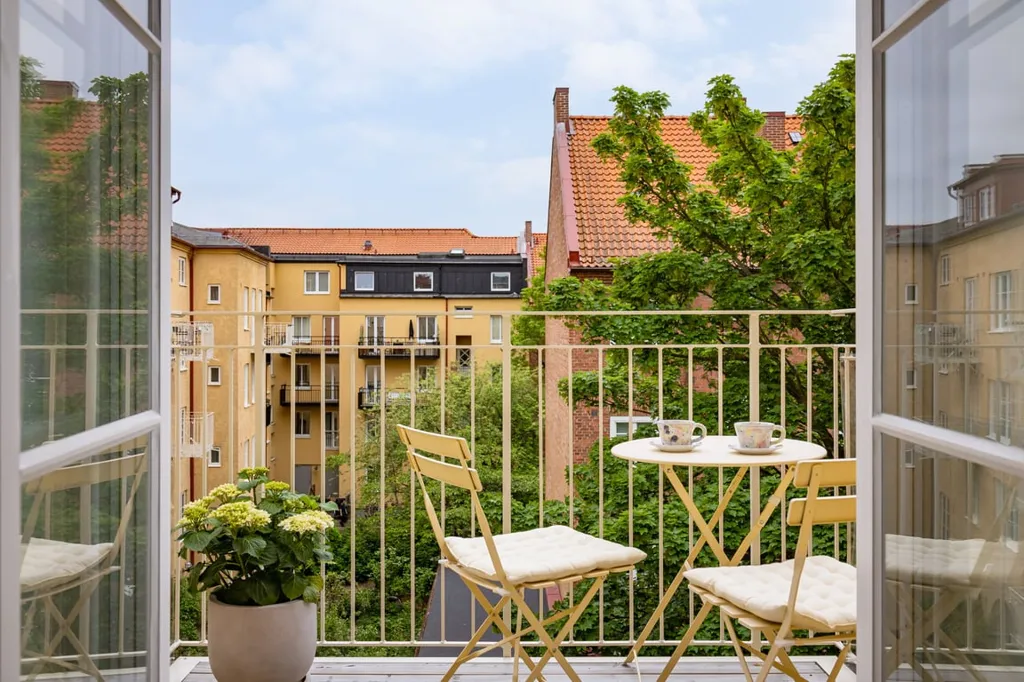 Balcon - Penthouse with Balcony & Terrace in Södermalm