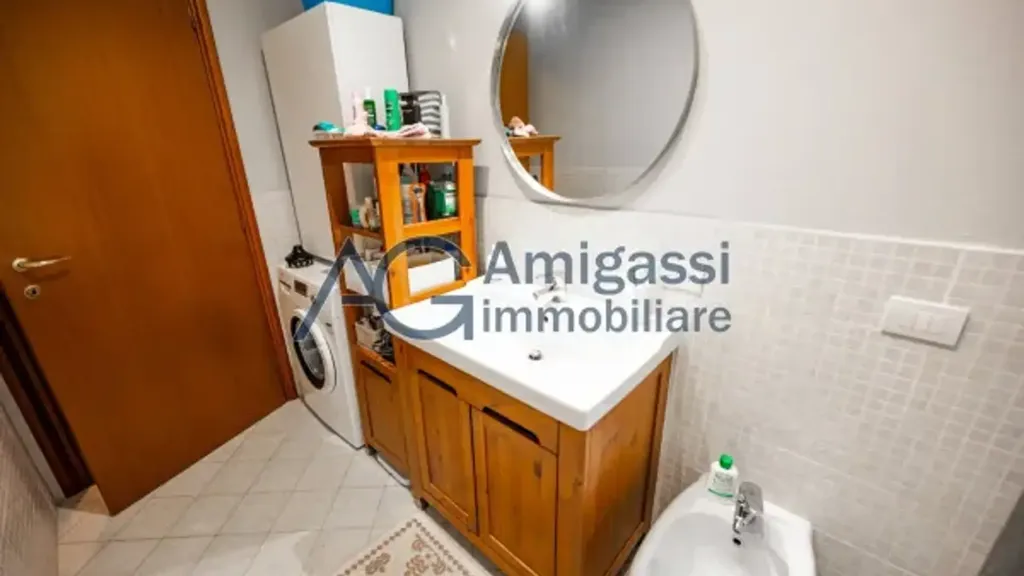 Vannitoad - Luxury Duplex with Balcony in Scanzorosciate