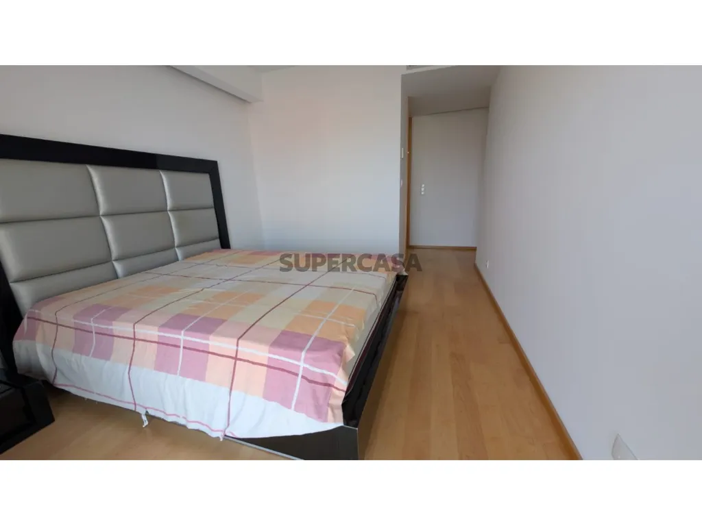 Chambres - Apartment with River View in Vila Nova de Gaia