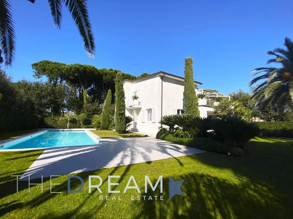 Jardin - Luxury Villa with Pool in Forte dei Marmi