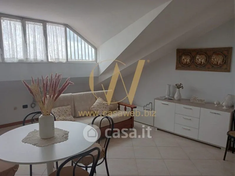 Sala da pranzo - South-East Facing Loft in Caserta Centre
