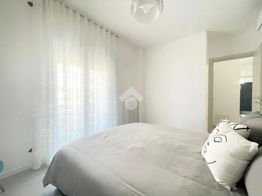Magamistoad - Modern Apartment with Balcony in Central Vasto