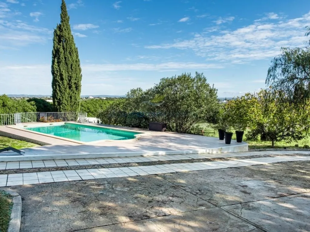 Bassein - Luxury Villa with Pool in Porches, Lagoa