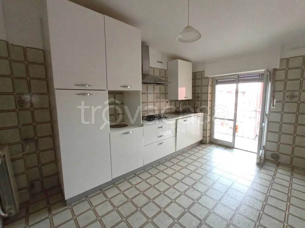 Cuisine - Penthouse with Balcony in Roccaforte Mondovì