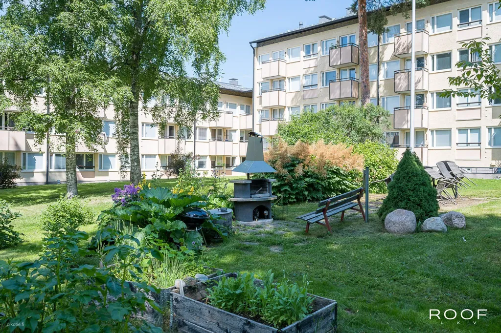 Jardin - Compact Flat with Garden View in Kannelmäki