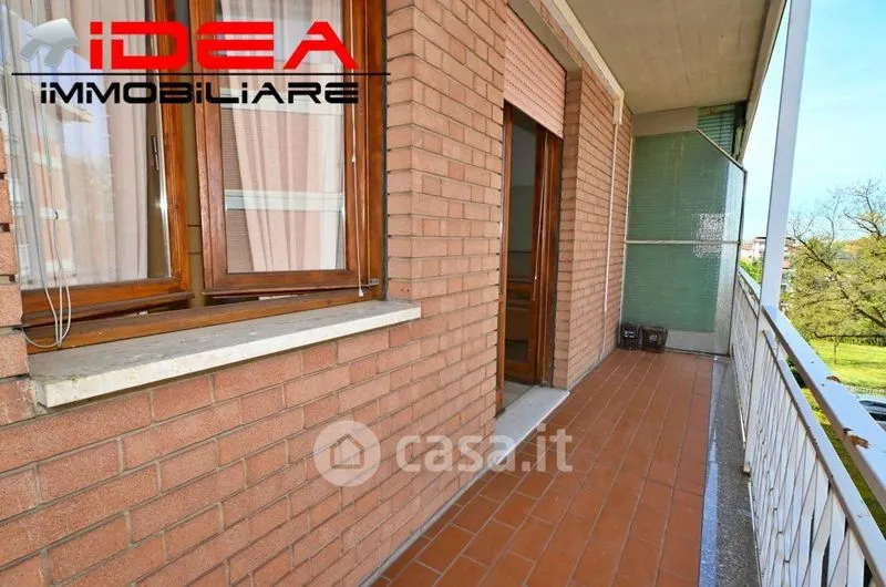 Balcon - Apartment with Balcony in Modena