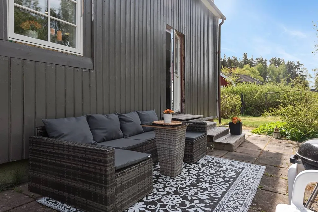Terrasse - Charming Villa with Garden in Boxholm