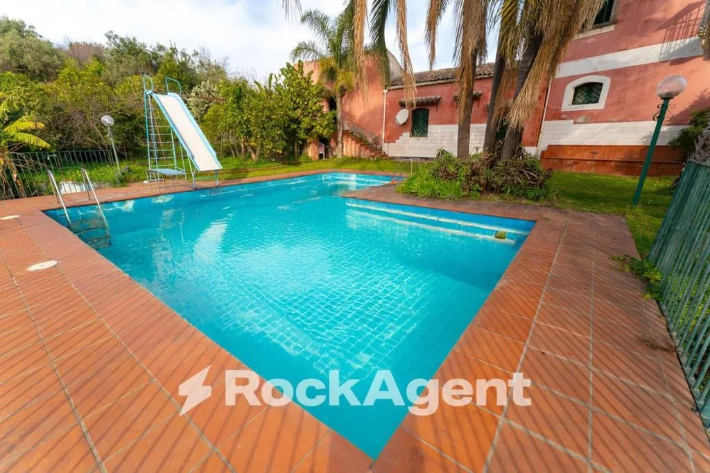 Bassein - Ancient Farmhouse with Panoramic Views in Giarre