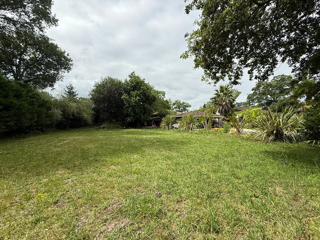Jardin - Maison à Rénover avec Piscine à Bénesse-Maremne