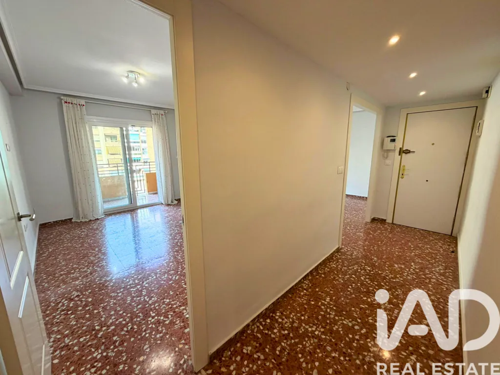 Esik - Spacious Apartment with Garage in Sant Joan d'Alacant