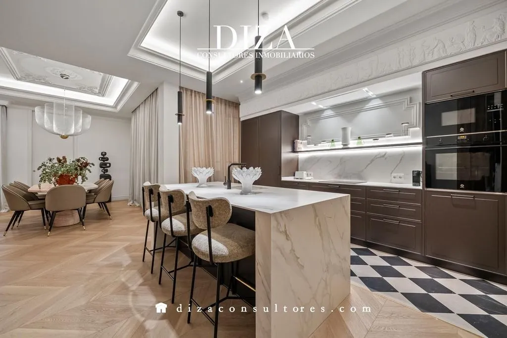 Köök - Luxury 6-Bedroom Apartment in Madrid
