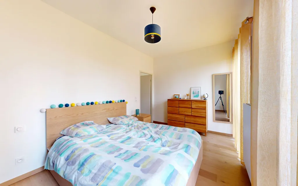 Chambres - Appartement T3 Traversant avec Terrasse à Lyon