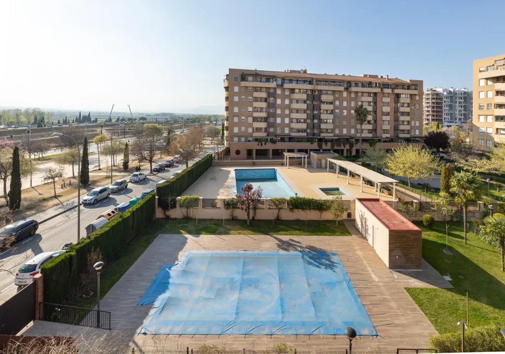 pool_area