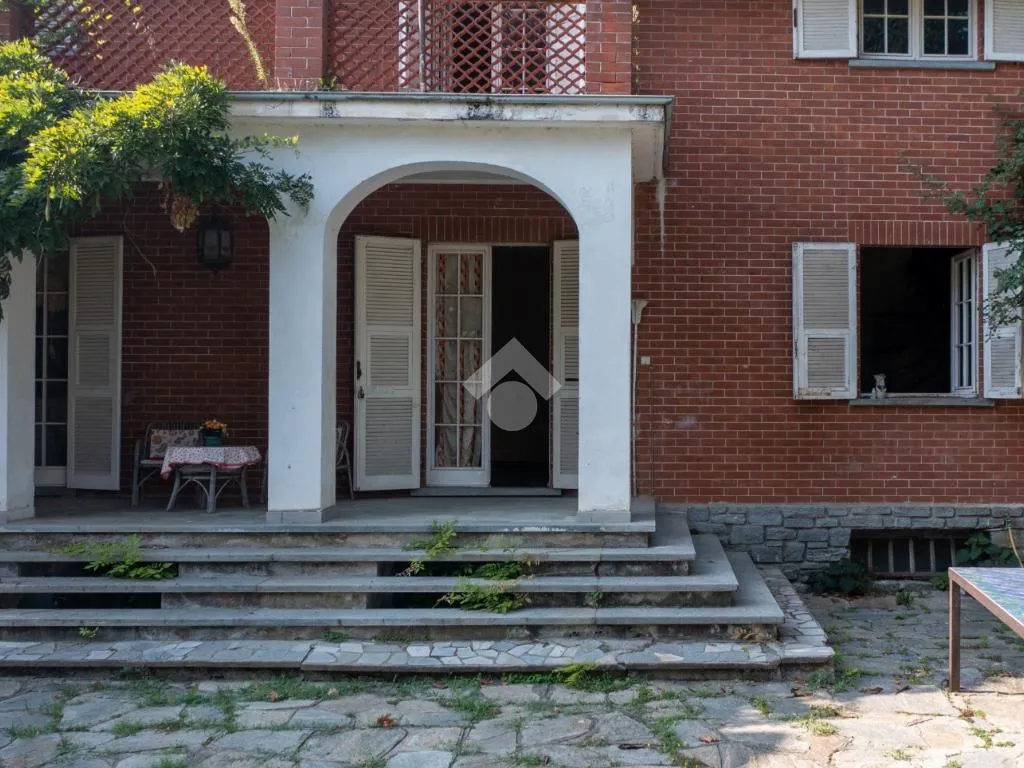 Terrass - Independent Villa with Garden near Revello