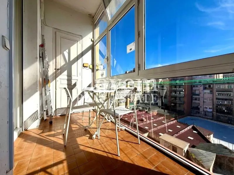 Rõdu - Characterful Apartment with Balcony in L'Esquerra de l'Eixample