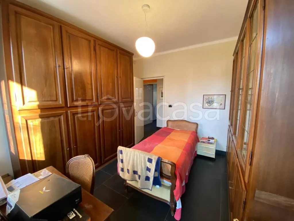 Bureau - Rear-Facing Apartment with Balcony in Saluzzo