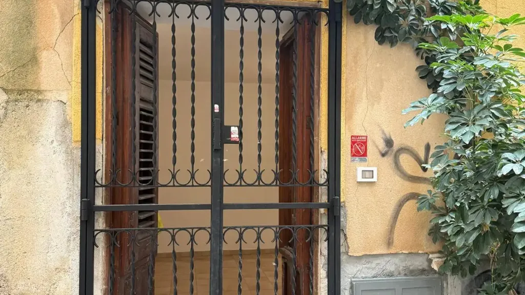 Välivaade - Rustic Bilocale in Palermo's Historic Centre