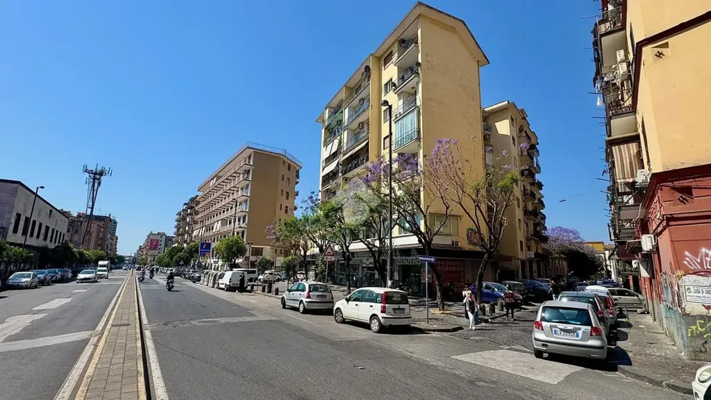 Esterno - Apartment with Balcony in Naples