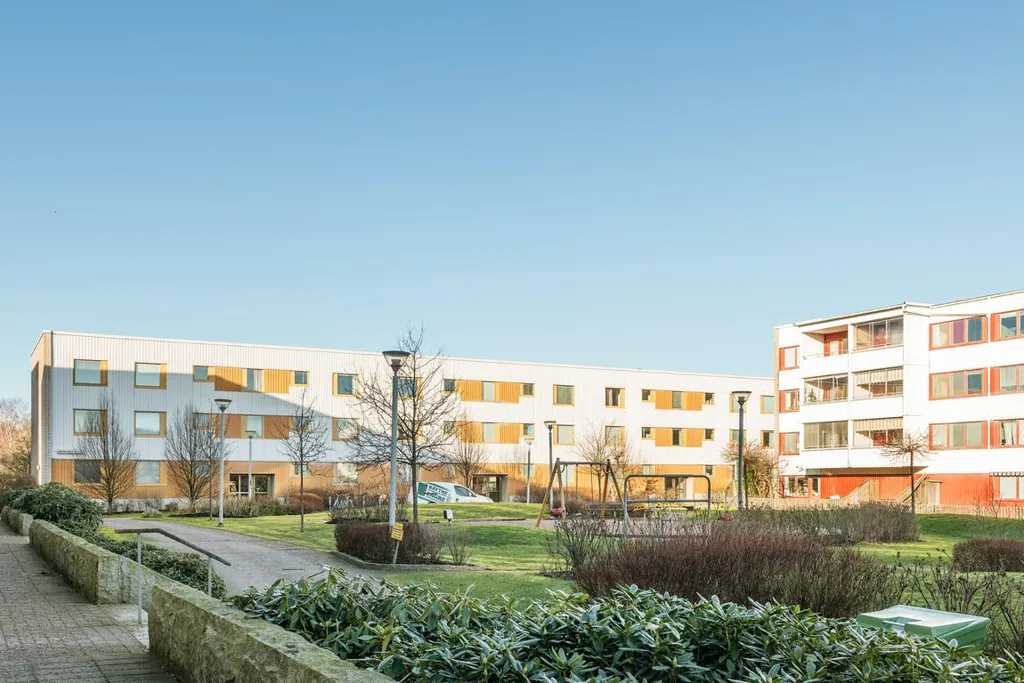 Jardin - Bright Apartment with Sunny Balcony in Göteborg