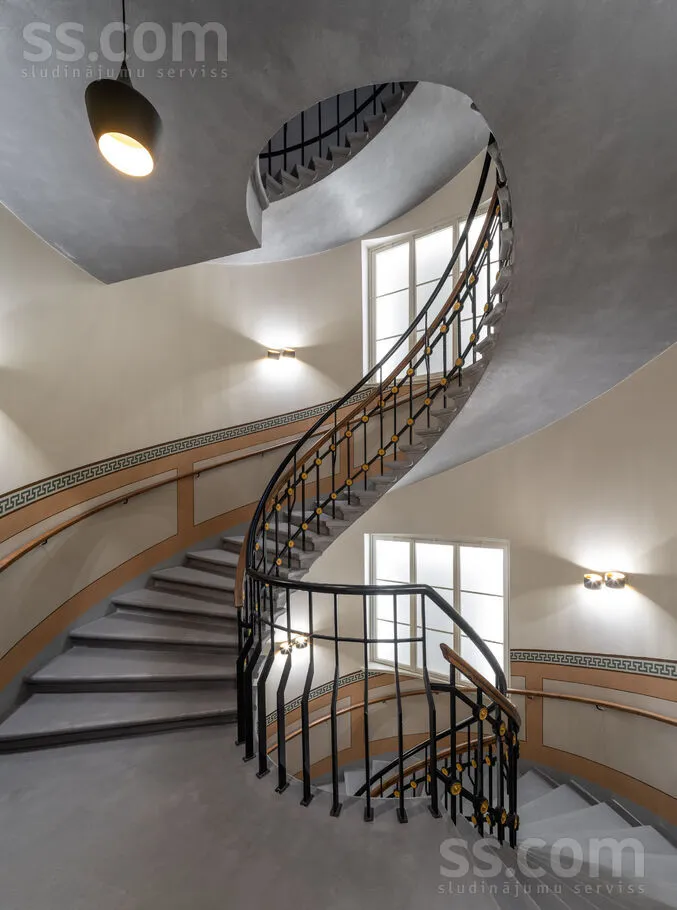 Toad - 2-Bedroom Apartment in Historic Building, Riga Centre