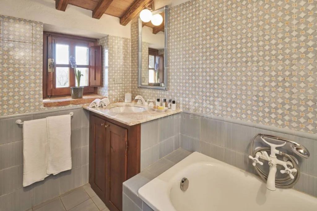 Salles de bain - Restored Medieval Village with Chapel in Umbertide