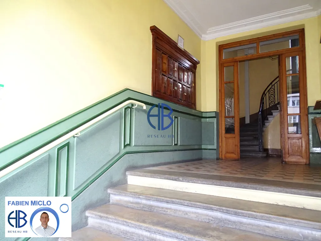 Toad - Renovated 3-Bed Flat with Balcony in Nice