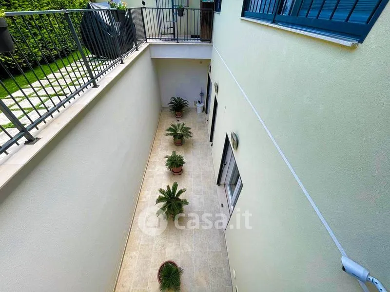 Garden - Elegant Villa with Garden in Trani