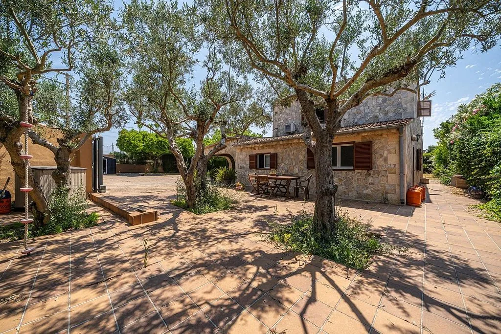 Giardino - Rustic Chalet with Pool in Inca Centre