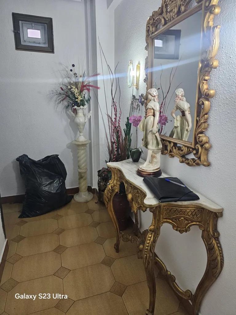 Entrée - Apartment with Balcony in Renfe Area